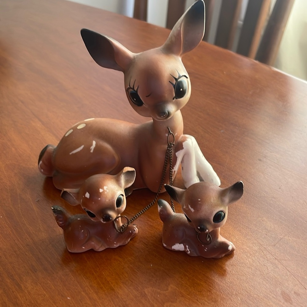 Vintage Norleans Japan Athropomorphic MCM Deer with Babies Firgurines